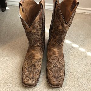 Men’s boots